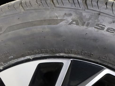 Used 2024 Kia Sportage EX FWD image 41