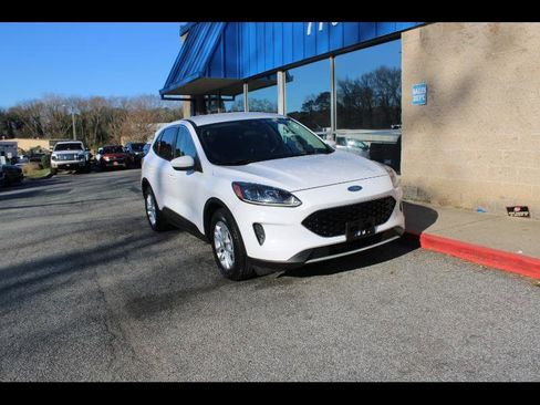 Used 2020 Ford Escape SE image 1