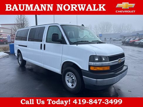 Used 2024 Chevrolet Express 3500 LT w/ LT Preferred Equipment Group image 1