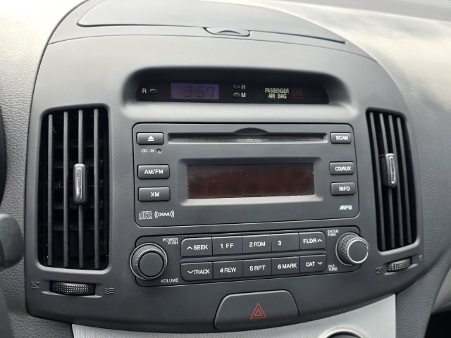 Used 2009 Hyundai Elantra GLS FWD image 13
