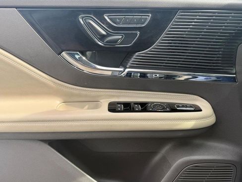 Certified 2022 Lincoln Corsair AWD w/ Equipment Group 101A image 21