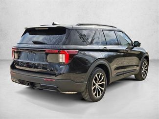 New 2026 Ford Explorer ST-Line video 2