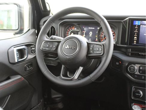 New 2026 Jeep Gladiator Rubicon AWD/4WD image 14
