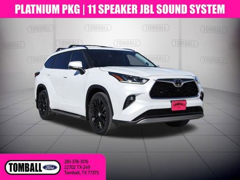 Used 2022 Toyota Highlander Platinum image 1