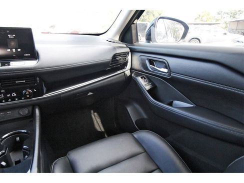 Certified 2024 Nissan Rogue SL w/ SL Premium Package image 12