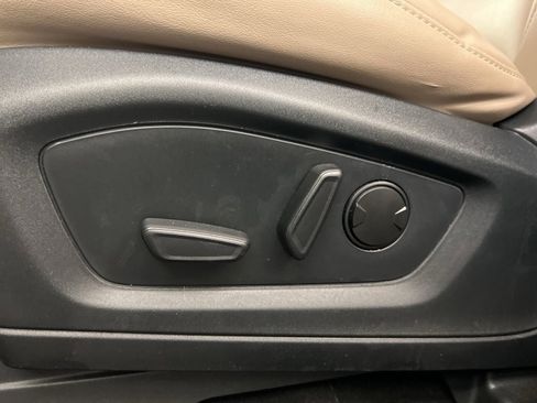 Certified 2023 Ford Explorer XLT w/ Equipment Group 202A image 28