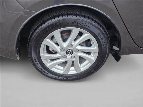 Used 2013 MAZDA MAZDA3 i Touring image 9