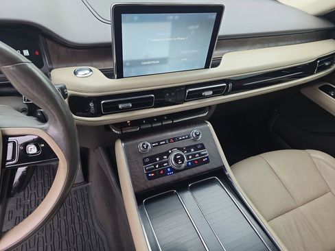 Used 2020 Lincoln Aviator Reserve w/ Equipment Group 201A AWD/4WD image 30