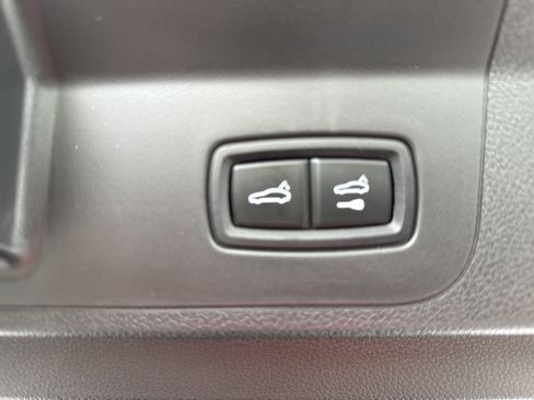 Used 2023 Porsche Panamera Platinum Edition image 14