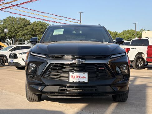 Used 2025 Chevrolet Blazer RS FWD image 3