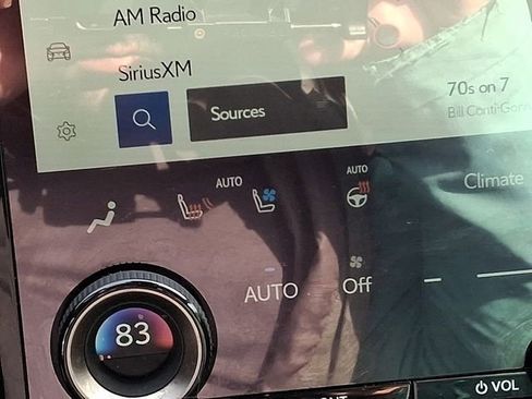 Used 2024 Lexus RZ 450e Premium w/ Technology Package image 31