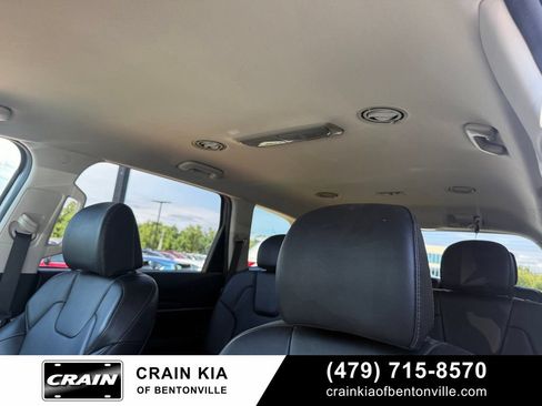 Certified 2024 Kia Telluride S AWD/4WD image 22