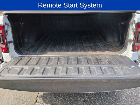 Used 2023 RAM 1500 Big Horn image 32