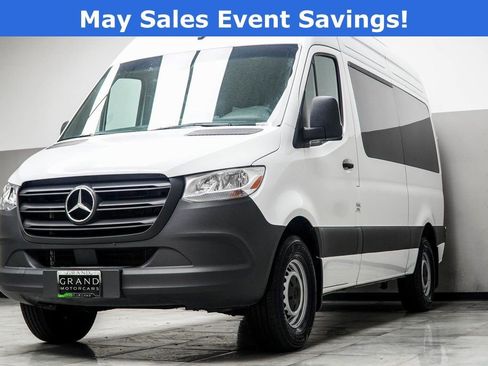 Used 2024 Mercedes-Benz Sprinter 2500 image 8