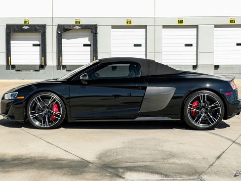 Used 2022 Audi R8 V10 performance AWD/4WD image 10