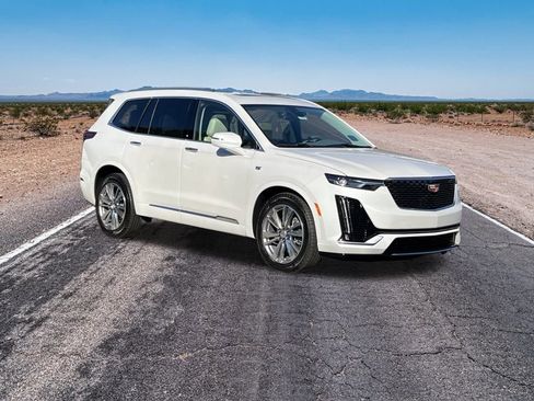 New 2025 Cadillac XT6 Premium Luxury image 3
