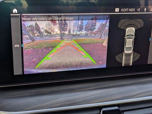 Used 2023 BMW 530e 530e w/ M Sport Package image 13