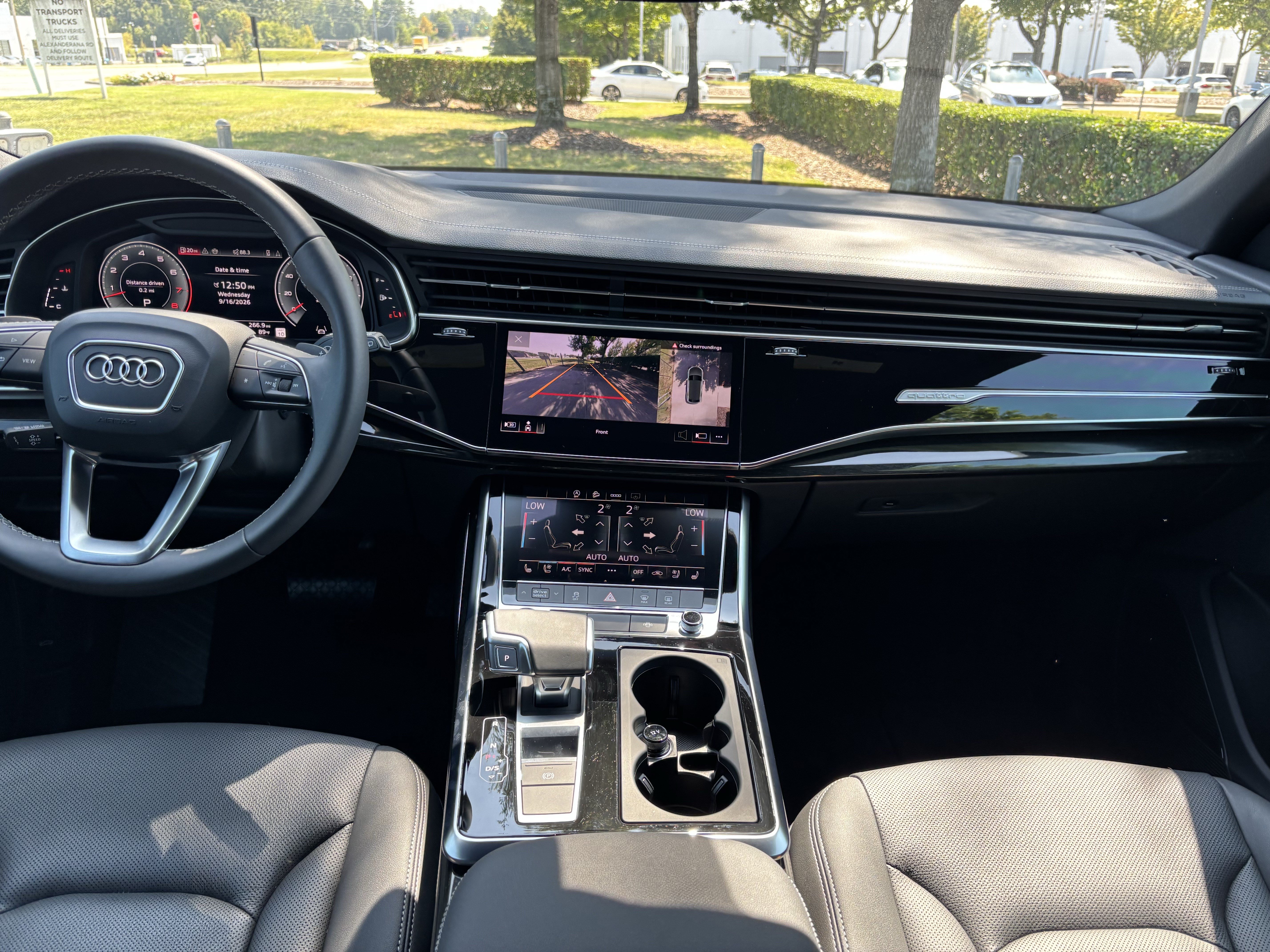Certified 2025 Audi Q8 Premium Plus AWD/4WD image 32