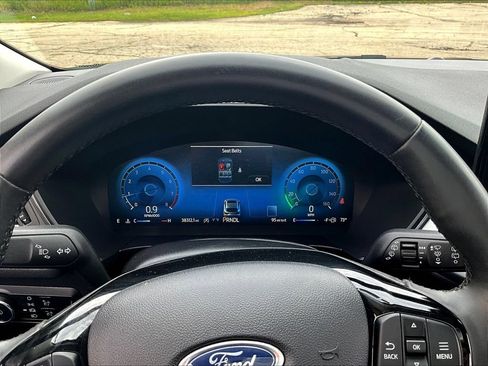 Used 2023 Ford Escape Platinum AWD/4WD image 15