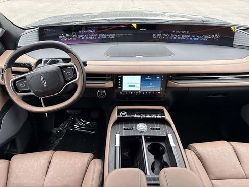 New 2026 Lincoln Navigator L Black Label image 16