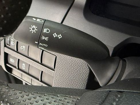 Used 2024 Toyota Tacoma SR image 13