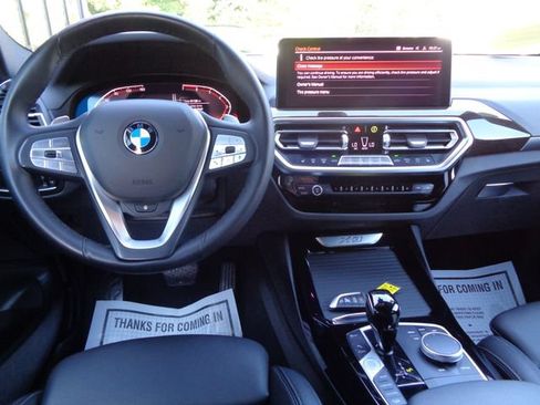 Used 2024 BMW X3 xDrive30i w/ Premium Essential Package AWD/4WD image 11