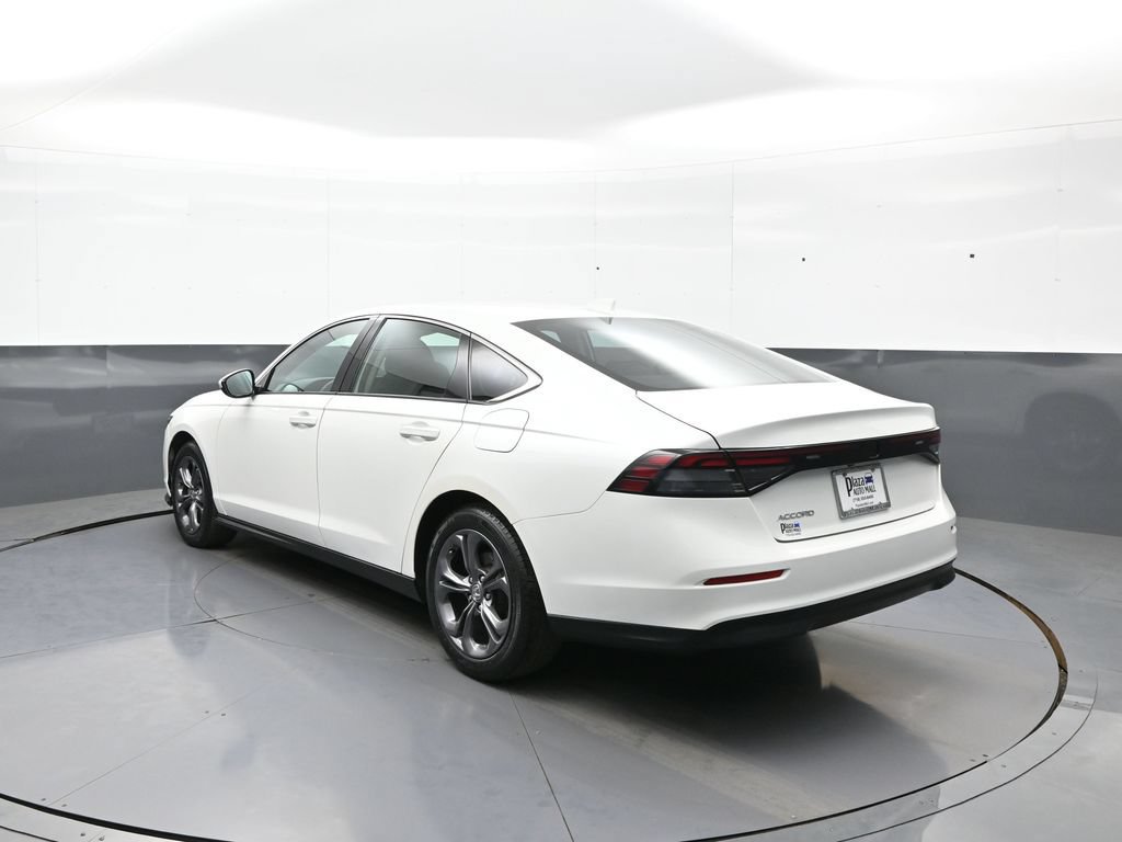 Certified 2023 Honda Accord EX image 8