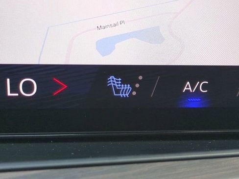 Used 2025 Chevrolet Tahoe Z71 w/ Z71 Off-Road Package image 21