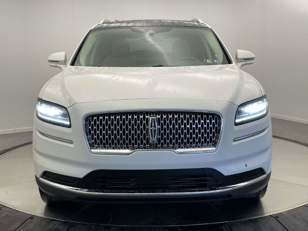 Used 2022 Lincoln Nautilus Reserve w/ Equipment Group 201A AWD/4WD image 10