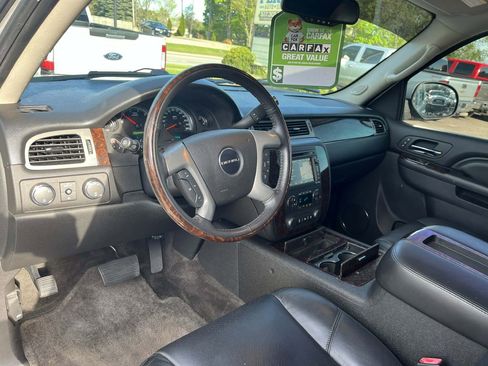 Used 2011 GMC Yukon Denali AWD/4WD image 20