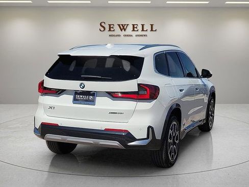 New 2026 BMW X1 xDrive28i AWD/4WD image 5