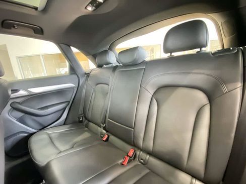Used 2018 Audi Q3 2.0T Premium Plus w/ Premium Plus Package AWD/4WD image 25