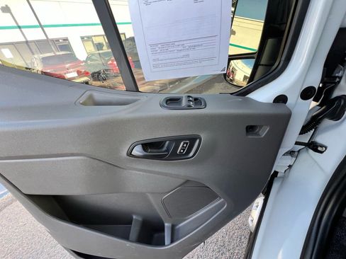 Used 2023 Ford Transit 250 Medium Roof AWD w/ Load Area Protection Package image 28
