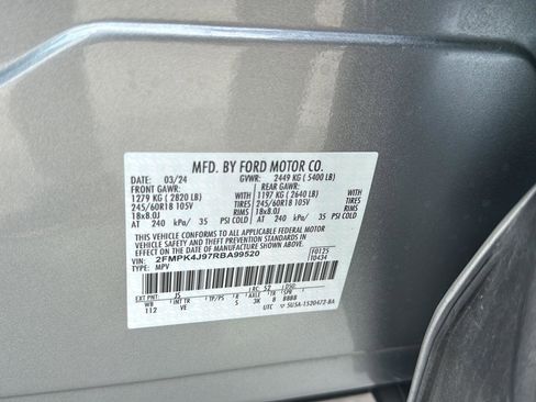Certified 2024 Ford Edge SEL image 5
