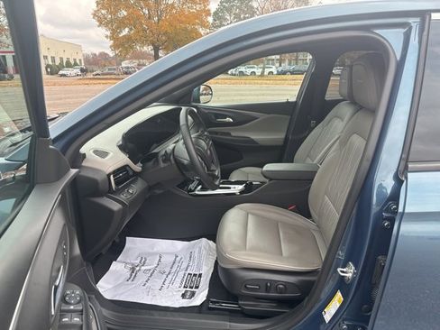 Used 2024 Buick Envista Avenir image 9