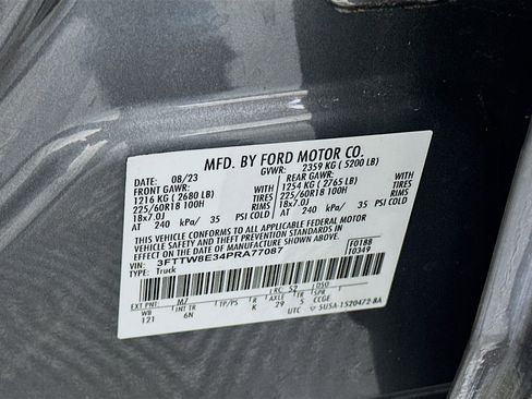 Used 2023 Ford Maverick Lariat image 12