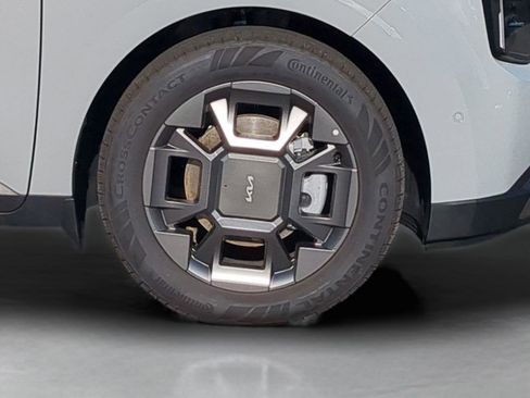 New 2026 Kia Carnival SX image 9