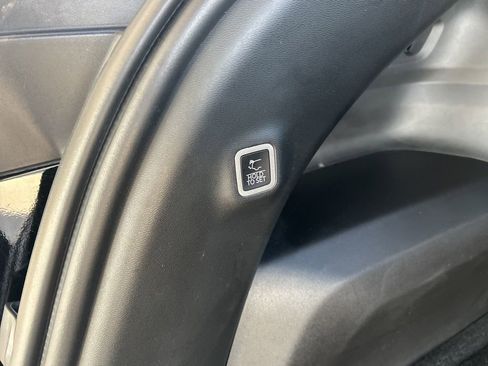 Used 2024 Jeep Wagoneer Launch Edition image 44