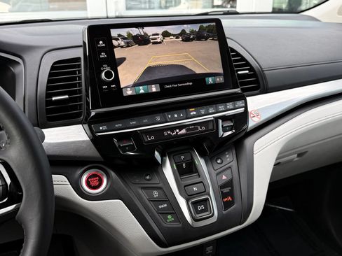 Used 2025 Honda Odyssey EX-L image 42