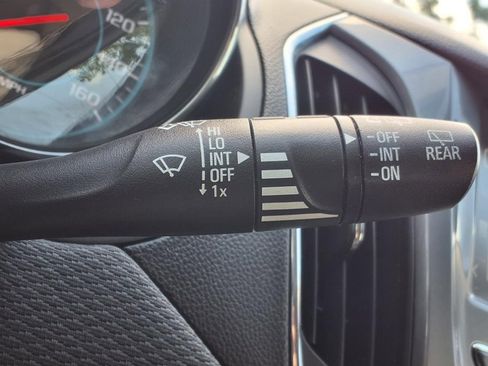 Used 2018 Chevrolet Cruze LT w/ Convenience Package image 19