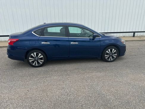 Used 2019 Nissan Sentra SV w/ Special Edition Package FWD image 28