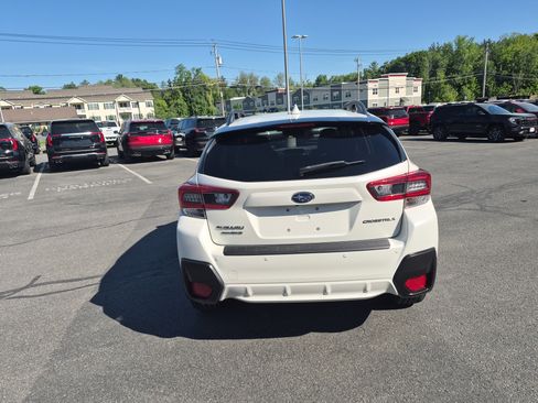 Used 2021 Subaru Crosstrek 2.5i Limited w/ Moonroof Package 2 AWD/4WD image 4