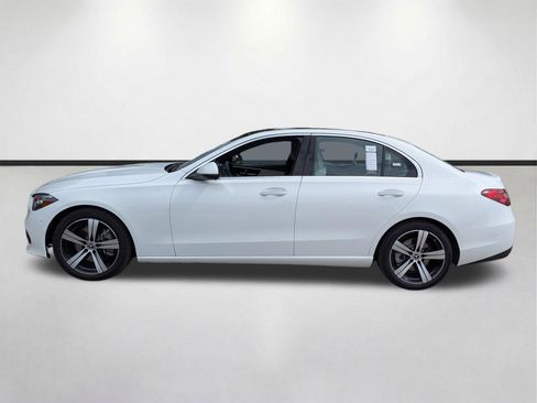 Used 2025 Mercedes-Benz C 300 Sedan image 7