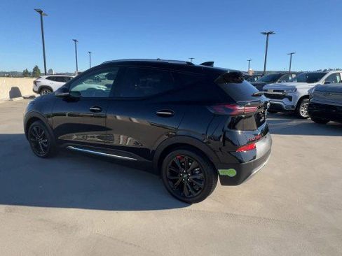 Used 2023 Chevrolet Bolt EUV Premier w/ Sun & Sound Package image 6