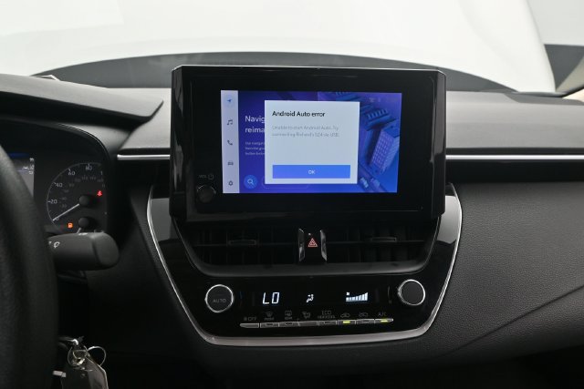 Used 2023 Toyota Corolla LE FWD image 9
