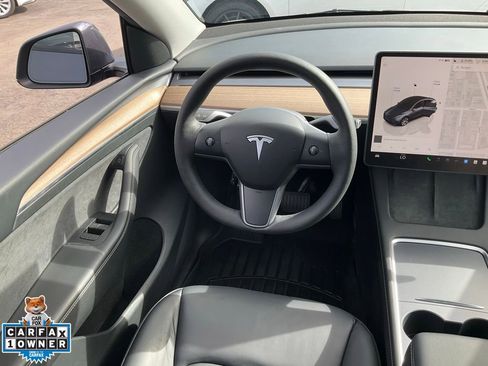Used 2023 Tesla Model Y Long Range image 42
