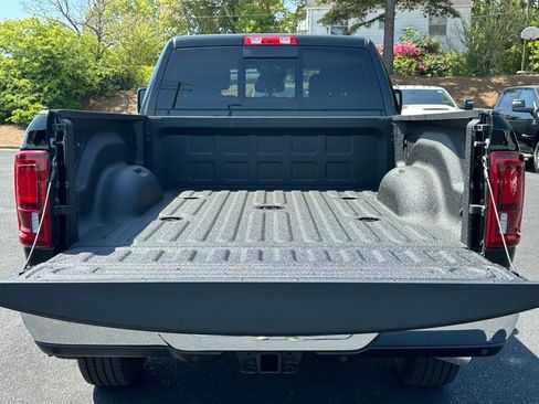 New 2025 RAM 2500 Big Horn image 6
