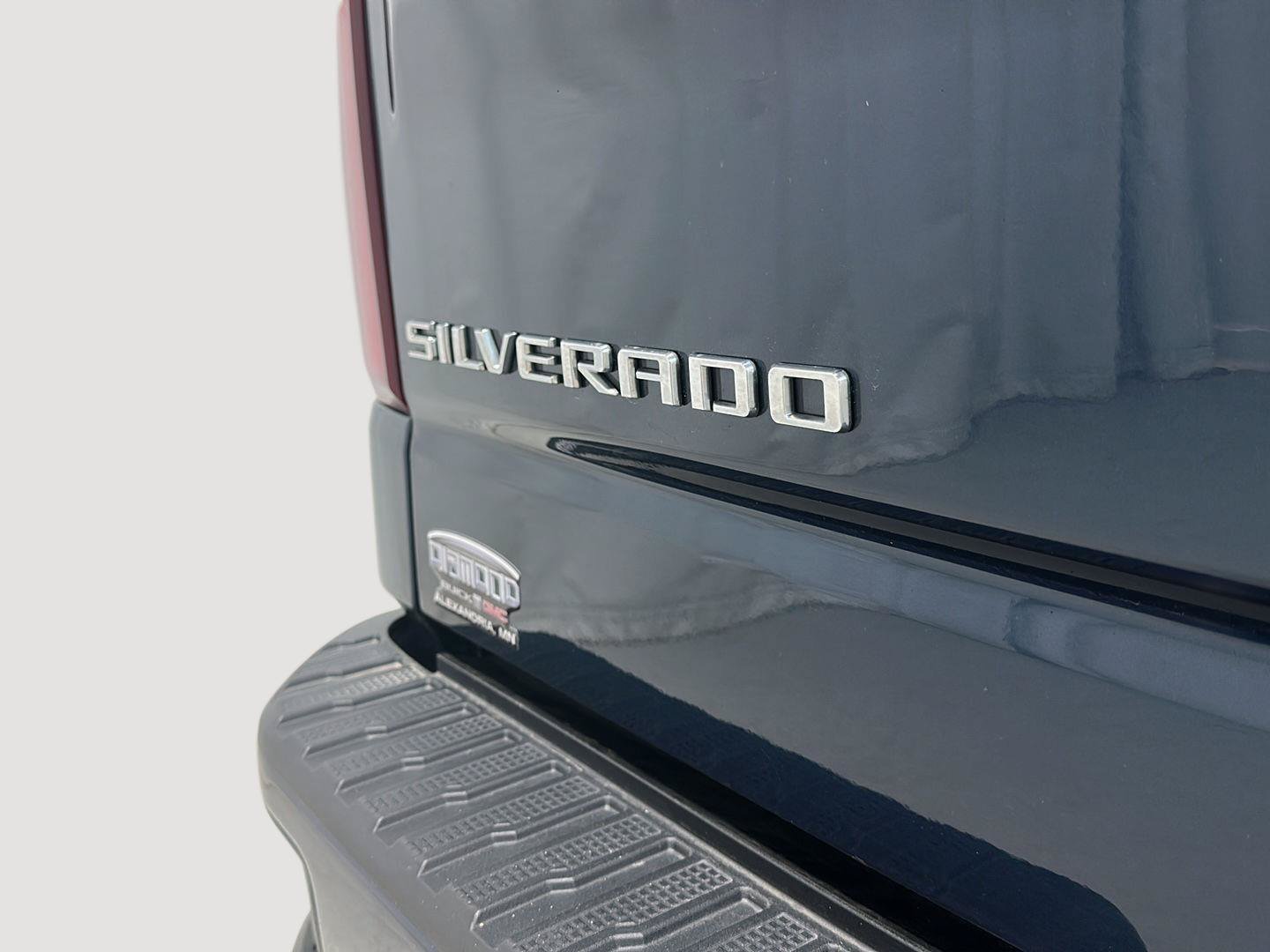 Used 2022 Chevrolet Silverado 1500 RST AWD/4WD image 28