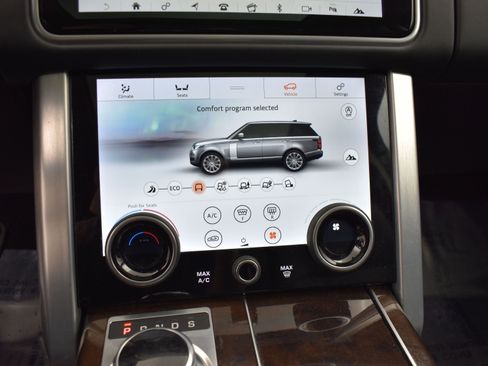 Used 2020 Land Rover Range Rover HSE image 12