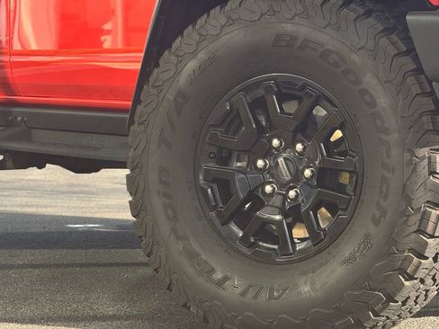 Used 2023 Ford Bronco Raptor image 32